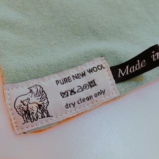 Made in EnglandのカラフルWoolマフラーの画像