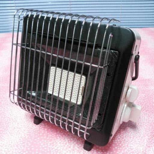 カセットガスストーブ　Iwatani　イワタニ　 　幅30　　奥行20　　高さ30　 （ｃｍ）