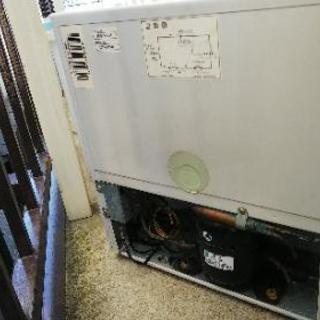 1ドア小型冷蔵庫 46Lの画像