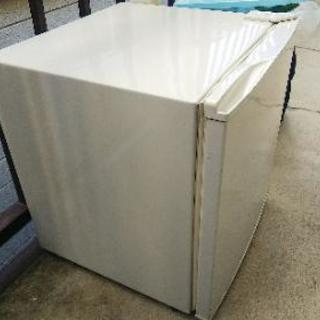 1ドア小型冷蔵庫 46Lの画像