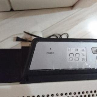【取引中】RELIA遠赤外線パネルヒーター説明書付き、専用カバー付き美品です！の画像