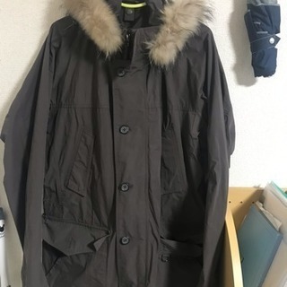 SIMPLE LIFEのコートです。