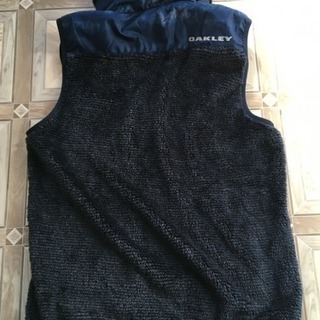 オークリー ゴルフ ベスト L ネイビーの画像