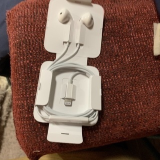 Apple純正イヤホン 未開封