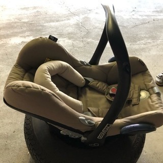 マキシコシ ブルームチャイルドシート