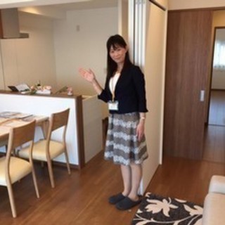 土日祝のみ週末アルバイト・月に2日からOK!!オープンルームの受...