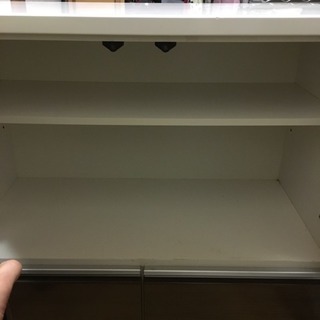 食器棚の画像