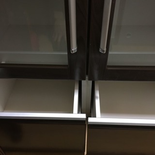 食器棚の画像