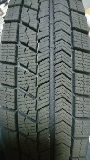 ブリジストンのスタッドレスタイヤ4本
