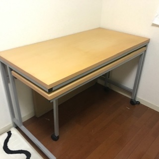 差し上げます。勉強机、事務机、作業台にもなります。の画像