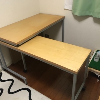 差し上げます。勉強机、事務机、作業台にもなります。の画像