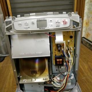 故障をした石油ファンヒーターの修理を致します。（お店じゃないです...