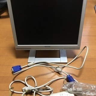 液晶モニター  IO DATA 17型