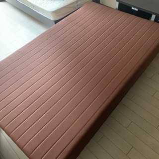 セミダブル脚付マットレス一体型です。引取りに来ていただける方差し上げます。の画像