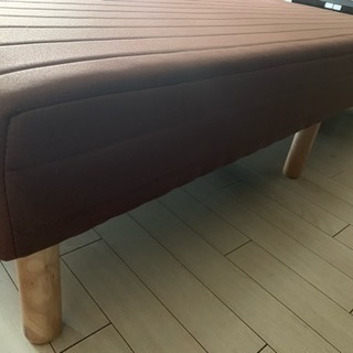 セミダブル脚付マットレス一体型です。引取りに来ていただける方差し上げます。の画像