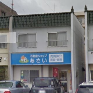 一宮市　一部内装中　☆住居つきテナント物件！　路面店です！　駐車...