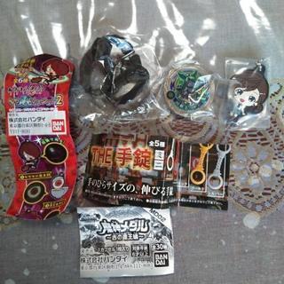 犬山まな、手のひら伸びる手錠、魔神メダル3点セット未使用品✨
