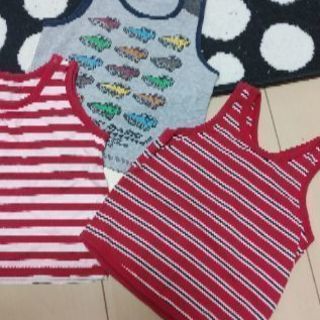 タンクトップ 100程度