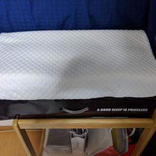 【未使用】高さ調節出来る枕です