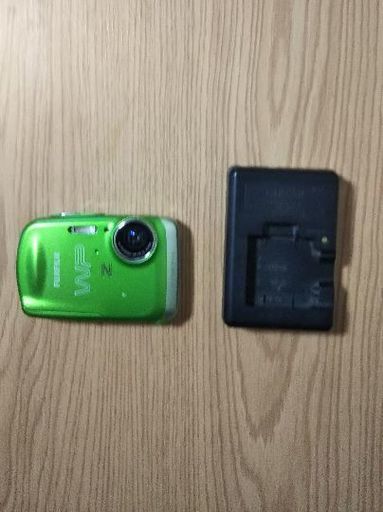 【済】デジタルカメラ FUJIFILM