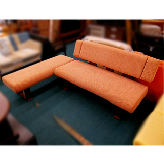 札幌発 高級品【ナガノインテリア 2.5人掛けソファ＆ベンチ2点...