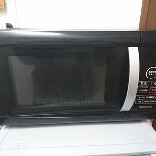 電子レンジ　2016年製　ｱｲﾘｽｵｰﾔﾏPOM-22T-B