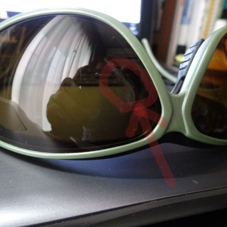 アーネットサングラス★希少★箱有、取説有り（英）ケース有り（袋）シール２枚の画像