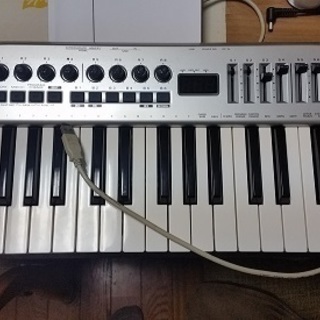 MIDIキーボード　Roland PCR-M30