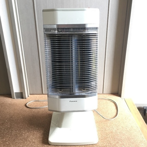ダイキン遠赤外線ストーブセラムヒート