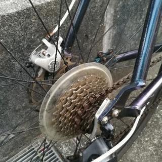 シクロクロスバイク（オフロード版ロードバイク）通勤通学、新生活にの画像