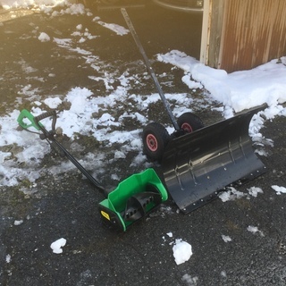 商談中ー除雪機2個セット