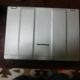 値下げしますね。CF-SZ5　メモリは８GB　ディスクはSSDで...