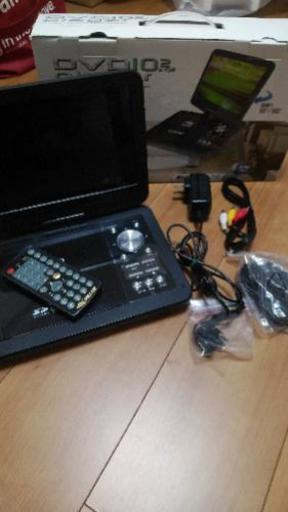 ポータブルDVDプレーヤー