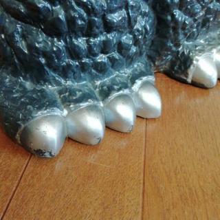 ゴジラ貯金箱大の画像