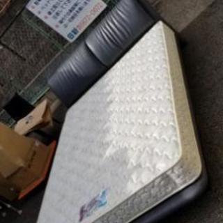 ダブルベッド　マット付き　フランスベッド　