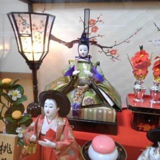ガラスケース入りお雛様　桃花雛　ひな祭り　ひな飾りの画像
