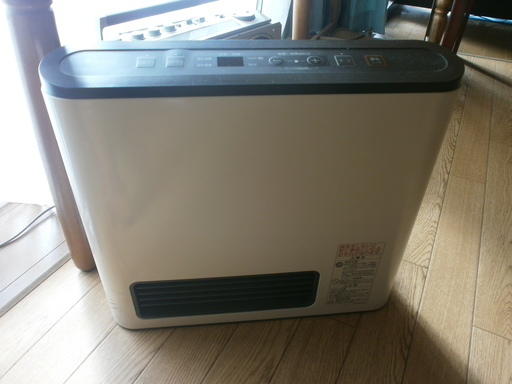 都市ガス用ファンヒータ　ノーリツ　NRC320FH-WH 13年製