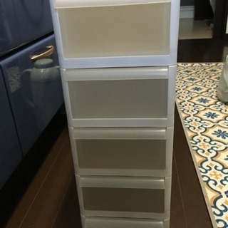 隙間収納ストッカー