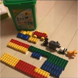 レゴ LEGO 緑のバケツ デュプロ 基本セット ぞうさん ライオン パンダの画像