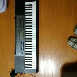電子ピアノ