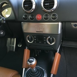 アウディ TT ロードスター クワトロの画像