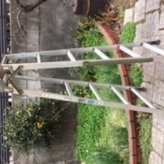 はしご兼用脚立