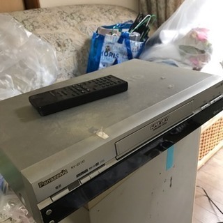 VHSビデオデッキ