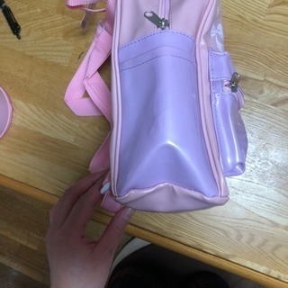 キキララ  エナメルリュック 新品　タグつき！の画像