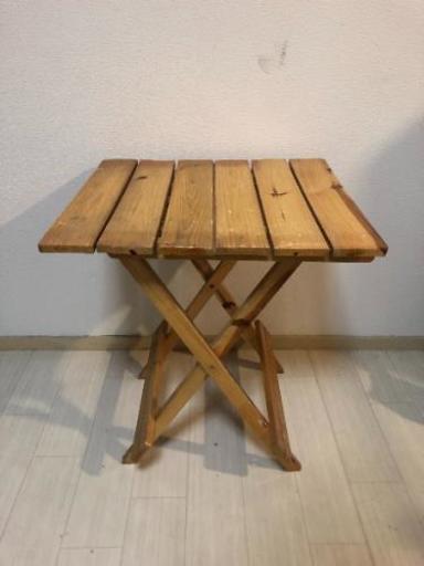 オシャレです。木製折りたたみ机