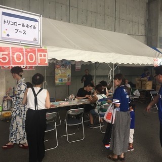 ♪☆イベント会場でのネイリスト募集中☆♪　大手企業様とのコラボレーションイベント会場でのネイル施術の画像