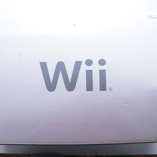wii 中古　本体　コントローラーx3　 ハンドルx２　ソフト3本つきの画像