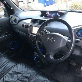 bB Z Qバージョン 車検満タン二年つき純正ナビ10スピーカー スマートキーの画像