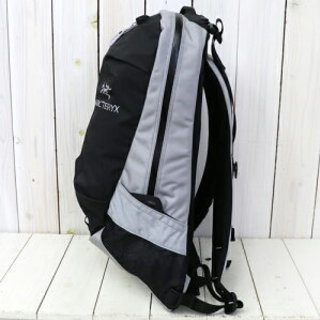 ［新品未使用］ARC'TERYX arro22 アークテリクス アロー22　シルバーの画像
