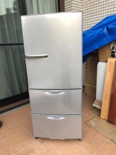 冷蔵庫です【交渉中につき一旦停止にします】